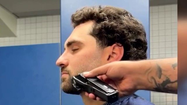 Brewers barber Jose Perez Zamora keeps the Crew sharp for the World Series