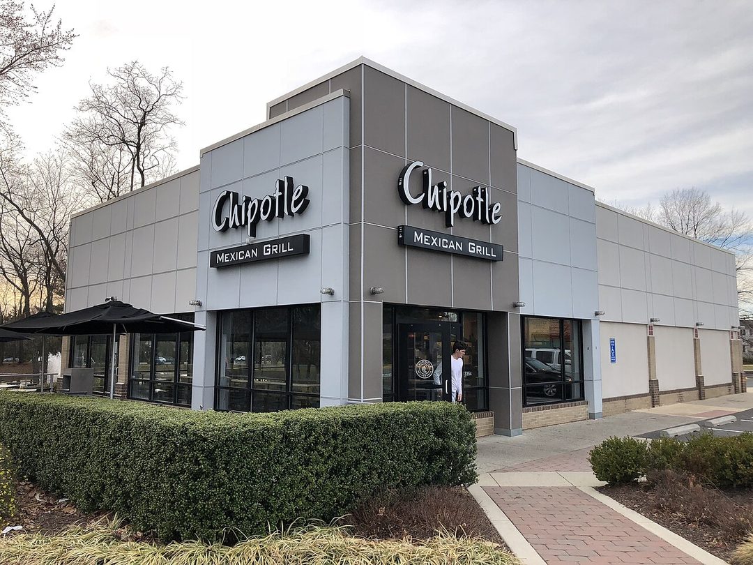 A Chipotle Mexican Grill restaurant exterior