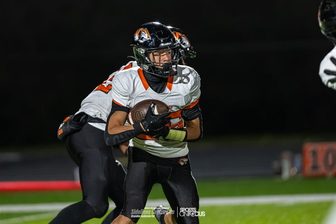 Marshfield playing New Richmond in the regular-season finale