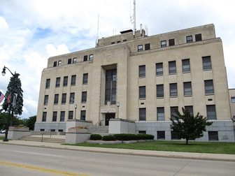 Marinette County Courthouse in Marinette